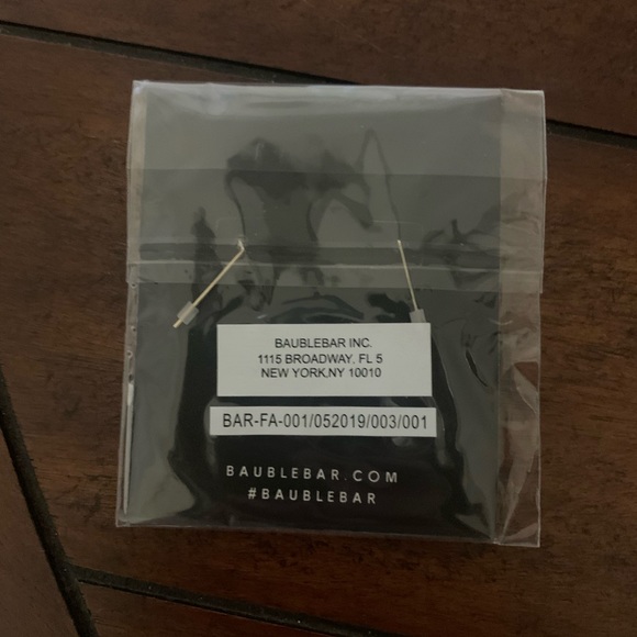 BAUBLEBAR Farrah Crawler Earrings - Picture 3 of 4